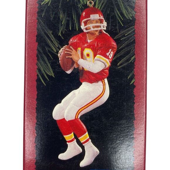 Joe Montana Hallmark Ornament KC Chiefs Version 1995 - Picture 2 of 5